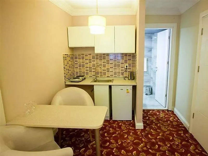 Istanburg Efes Hotel İstanbul
