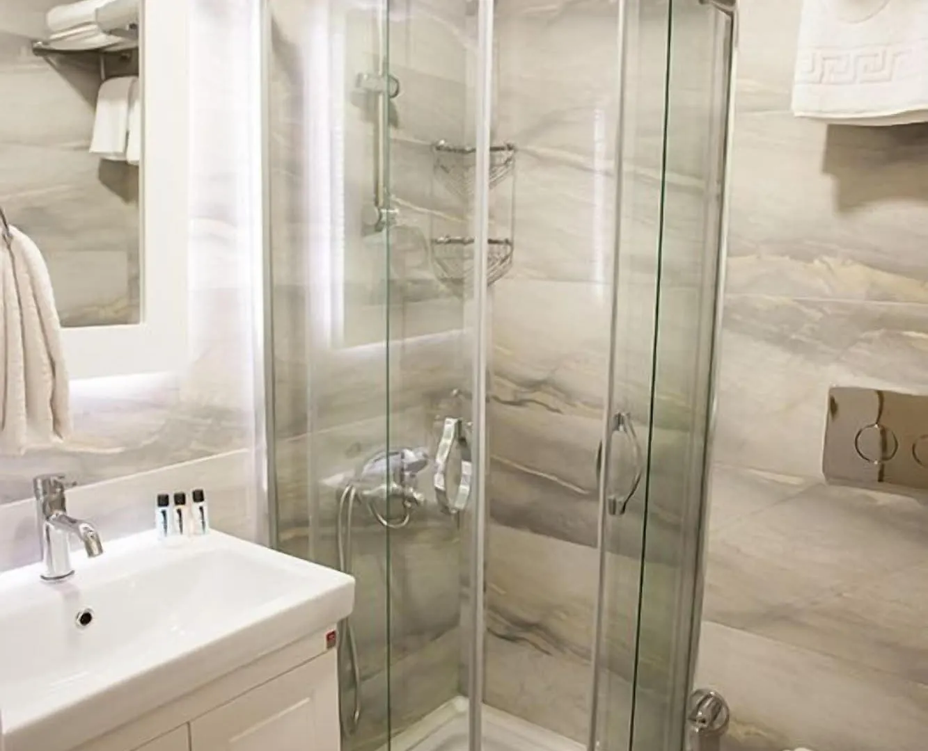 Istanburg Efes Hotel İstanbul