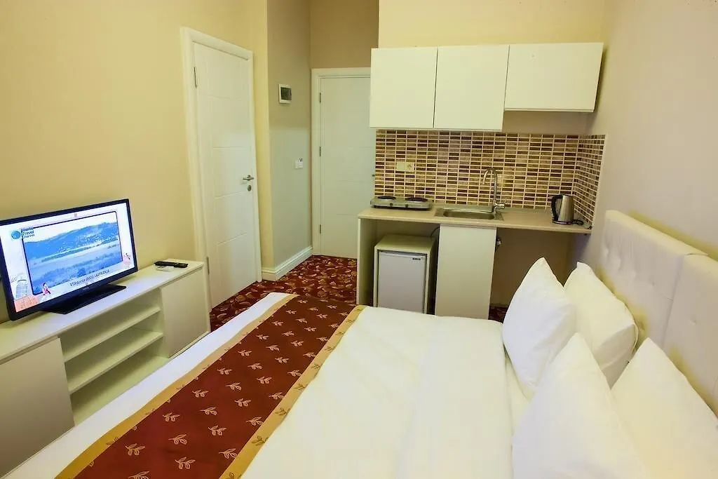 Istanburg Efes Hotel İstanbul
