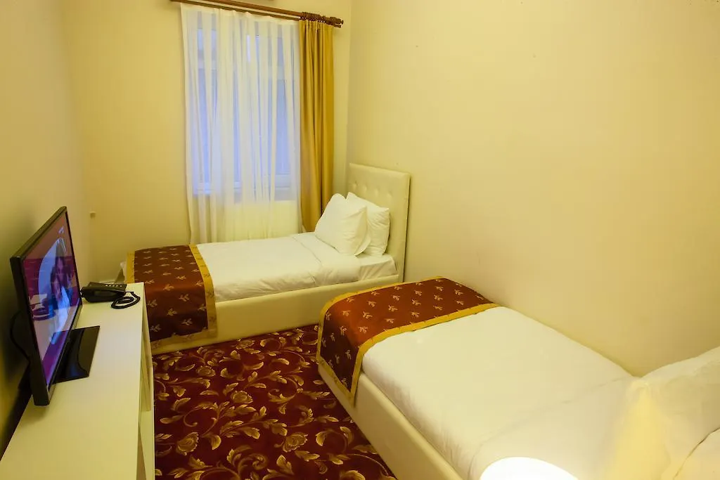 Istanburg Efes Hotel İstanbul 2*,
