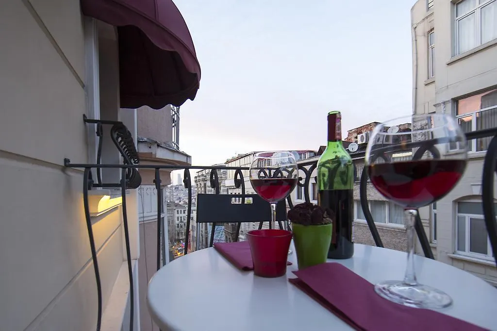 Istanburg Efes Hotel İstanbul