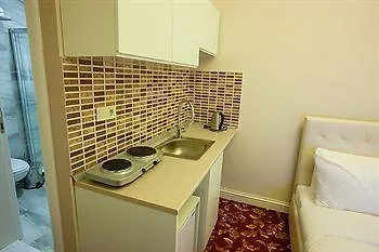Istanburg Efes Hotel İstanbul